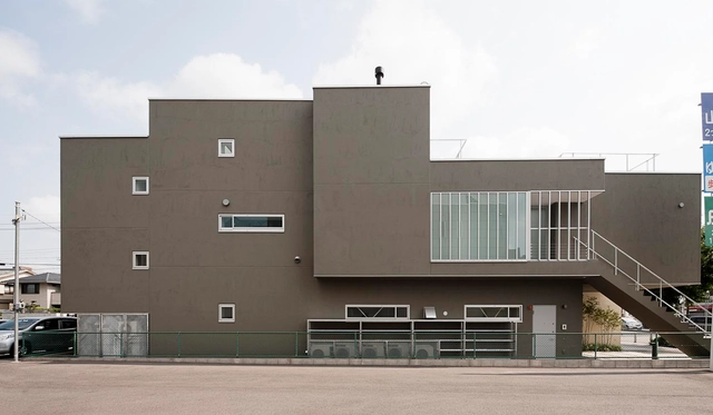 Casa en Gokiso / Kazuki Moroe Architects - Casas