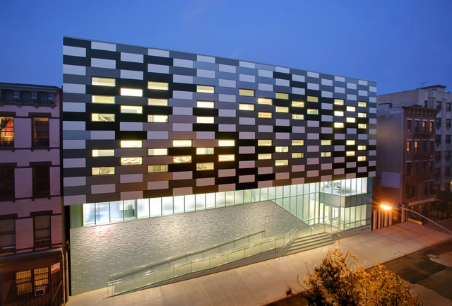 Escuela East Harlem / GLUCK+ - Escuela Primaria