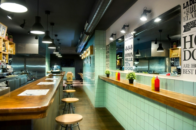 Restaurant Frankfurt Station / Egue & Seta + Denys & vn Arend - Diseño De Interiores, Mesas, Iluminación, Sillas, Encimera
