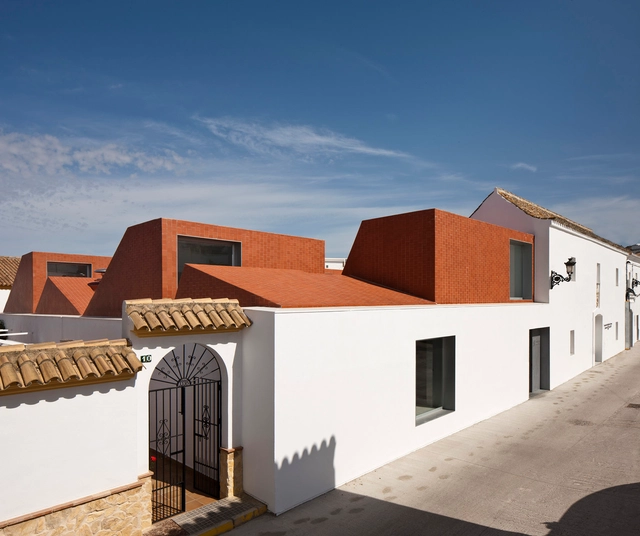 Escuela de Hostelería en Antiguo Matadero / Sol89 - Reconversión