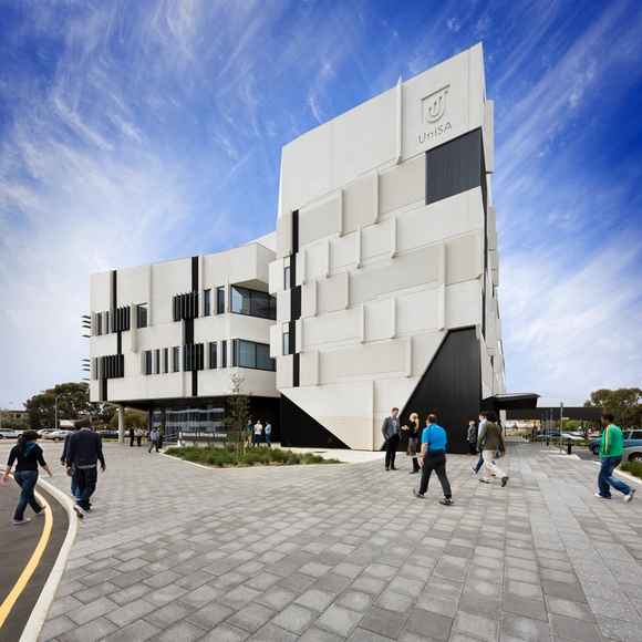 M2 / John Wardle Architects + Swanbury Penglase - Office Buildings, Facade