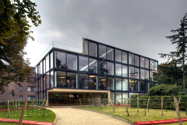 Edifício de Escritórios / Allmann Sattler Wappner Architekten - Edifícios De Escritórios