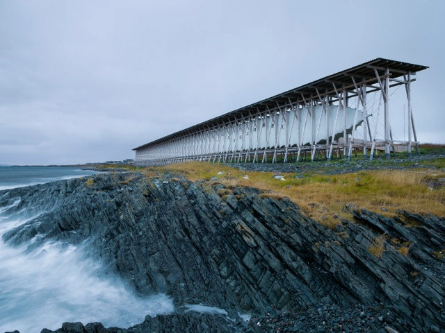 Memorial Steilneset / Peter Zumthor e Louise Bourgeois, fotografias de Andrew Meredith - Arquitetura Religiosa