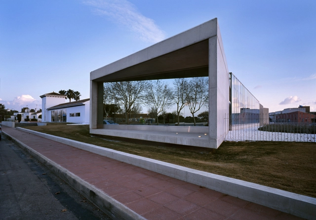 Escritórios da Taray Sau  / MACLA Arquitectos - Edifícios De Escritórios