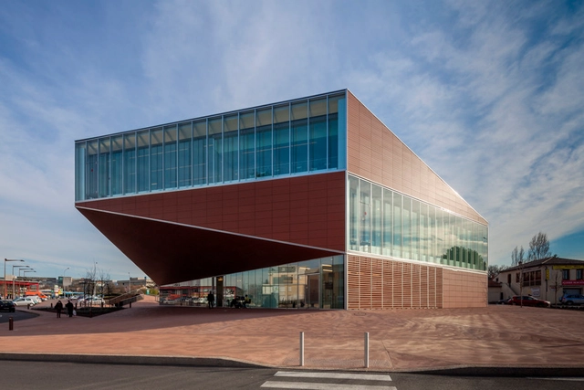 Media Library of Montauban / Colboc Franzen & Associés - Library, Facade