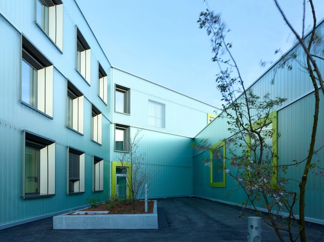 New operations center Rolle / Burckhardt - Offices