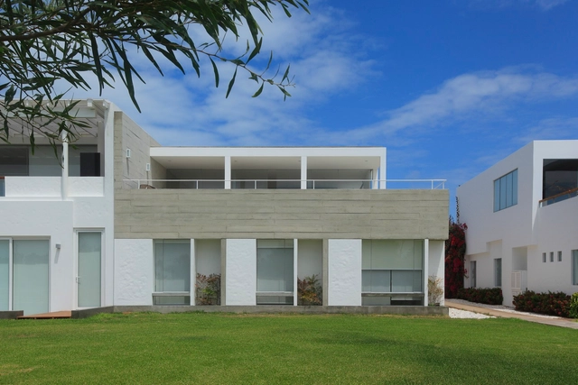 Casa Tent / Nómena Arquitectos - Casas