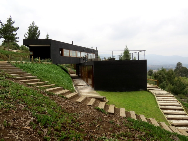 Vivienda Unifamiliar en Maitencillo / Patricio Cortese Opazo - Casas, Jardín, Escaleras