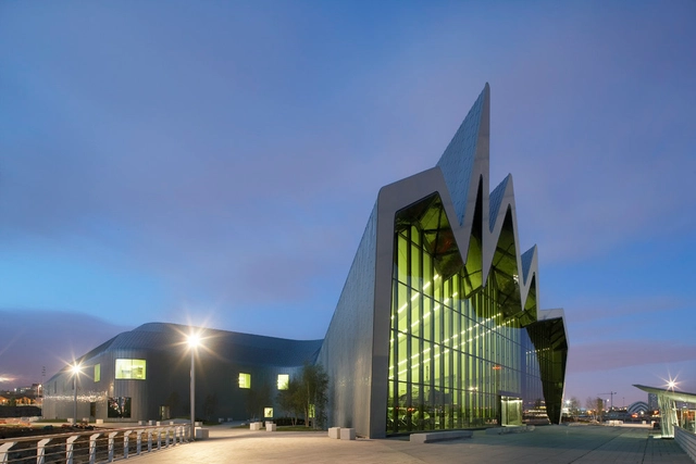 Zaha Hadid vence o Prêmio Museu Europeu do Ano com o Riverside em Glasgow - Imagem de Destaque