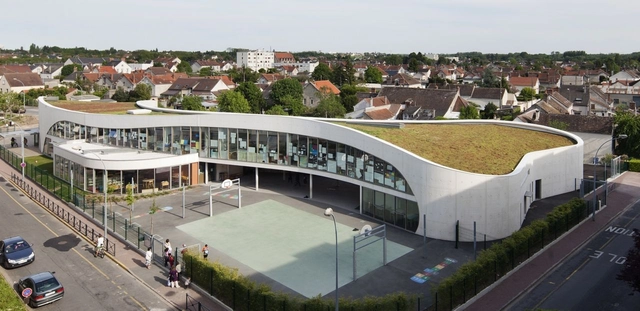 Escola Jean-Moulin / Richard + Schoeller Architectes - Escolas