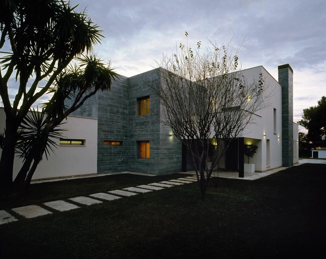 Casa Clerigues / Antonio Altarriba Arquitectos - Casas, Fachada