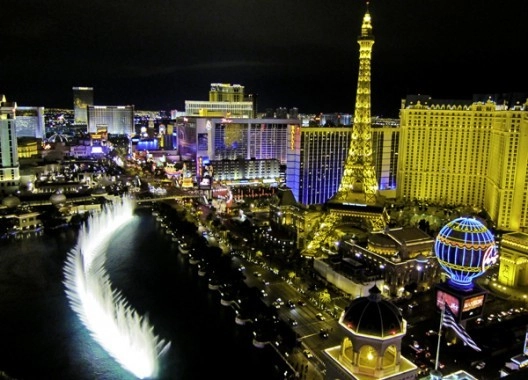 Projeto100: O projeto que incentiva os  cidadãos de Las Vegas a venderem seus  automóveis - Imagem de Destaque