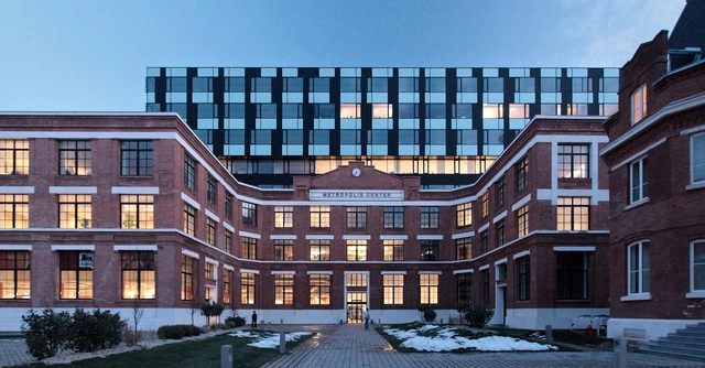 Metropolis Centre / Bureau XII + 100P - Offices, Facade