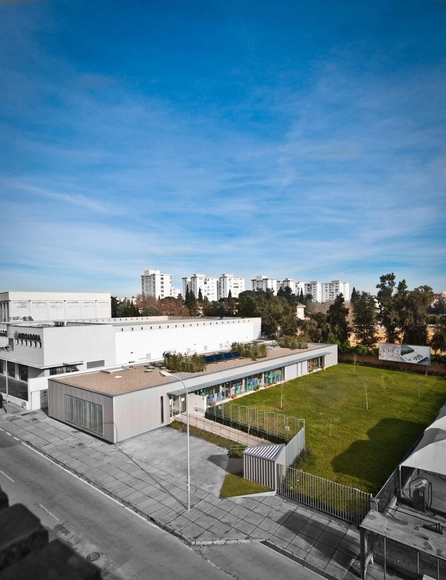 Centro De Estancia Diurna / José Soto García - Centro Cultural
