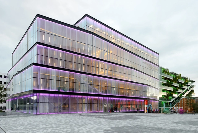 Kunstcluster / van Dongen-Koschuch - Centros Comerciales