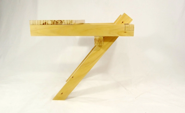Silla En Equilibrio / Ulises Ruiz - Imagen Principal