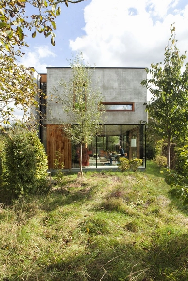 Casa GePo / Open Y Office - Casas