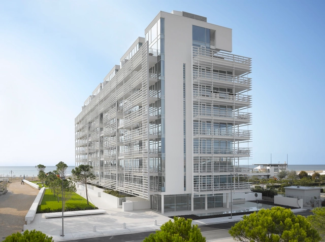 Condomínio Jesolo Lido / Richard Meier & Partners Architects - Apartamentos