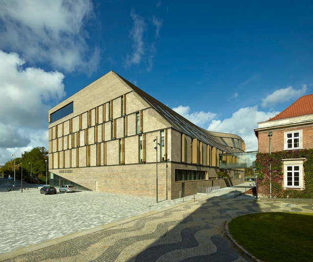 Frederiksberg Courthouse / 3XN - Municipal Building, Facade