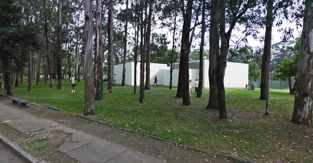 Álvaro Siza y Eduardo Souto de Moura crean pabellón temporal en el Parque do Ibirapuera - Sao Paulo - Imagen Principal