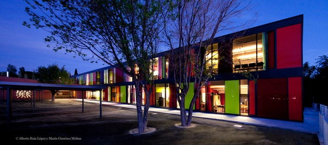 Renovation of the Saint Exupéry School / Argola Arquitectos + Flint Archicture - Schools , Facade