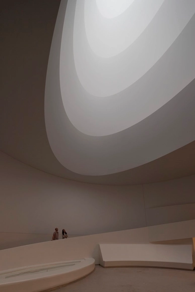 James Turrell transforma o Guggenheim  - Arquitetura Cultural