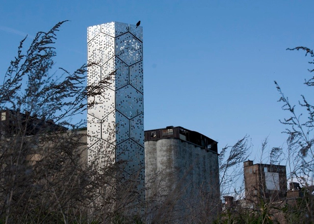Elevator B(ee): Estudiantes diseñan rascacielos/colmena para rescatar a las abejas peligro de extinción - Imagen Principal