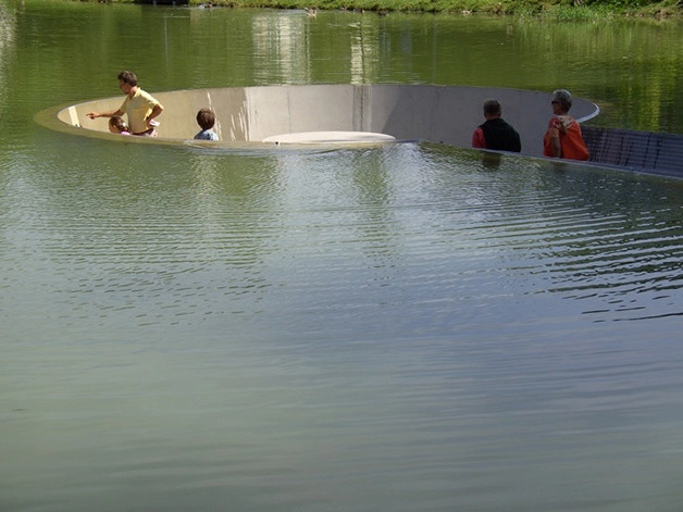 An Underwater Spot Lets You Meet in the Middle of a Lake - Landscape Architecture