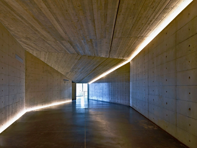 Vinícola IXSIR / Raed Abillama Architects - Vinícola