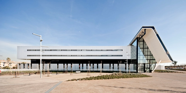 Hospital Universitario Sant Joan de Reus / Pich-Aguilera Architects + Corea & Moran Arquitectura - Hospital, Fachada