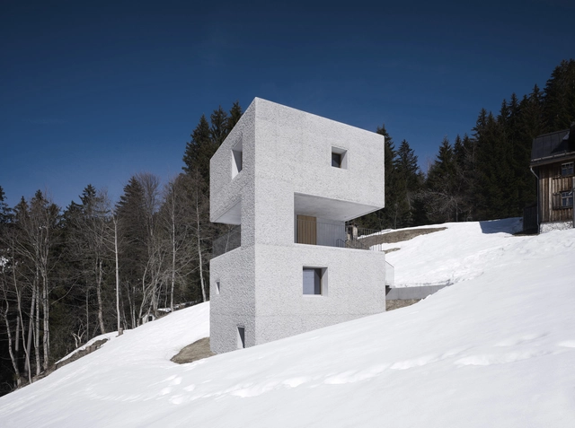 Cabaña en la Montaña / Marte.Marte Architekten - Casas