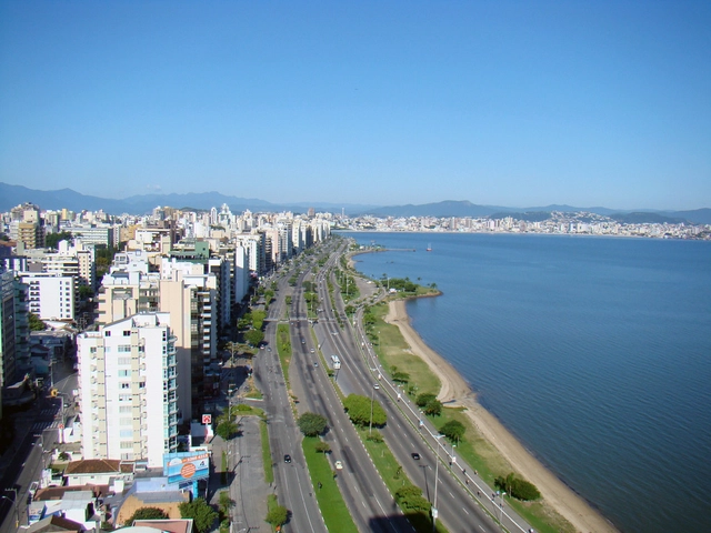 Florianópolis lidera lista de capitais brasileiras com maior IDHM - Imagem de Destaque