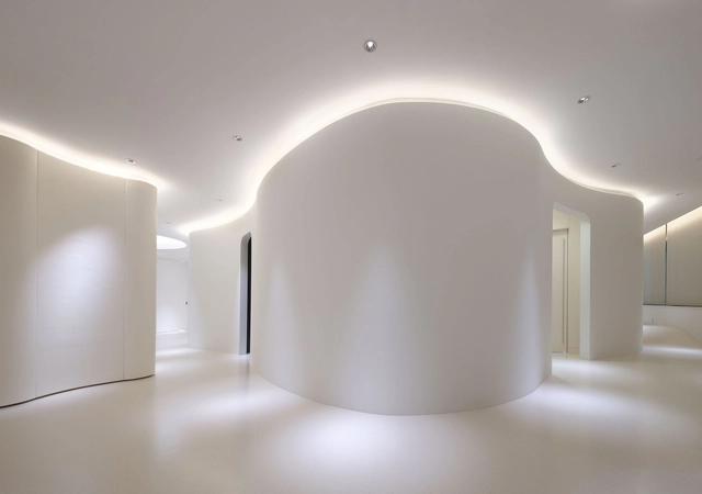 Clínica Dermatológica Hommachi / atelier KUU - Clínica, Arco