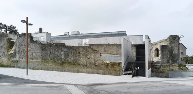 Le Scriptorial / Daniel Cleris & Jean-Michel Daubourg - Museo