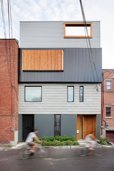 Casa Stacked / NatureHumaine - Casas