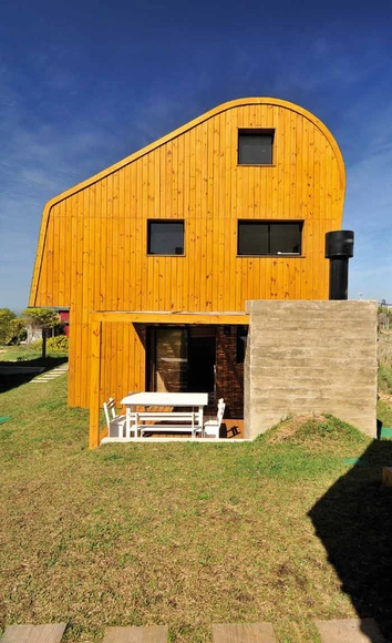 Complejo Pueblo Rivero / Pablo Tórtora - Vivienda Colectiva, Fachada, Bancas