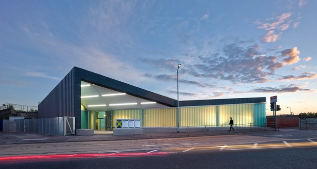 Estación Dalmarnock / ATKINS - Estación De Metro