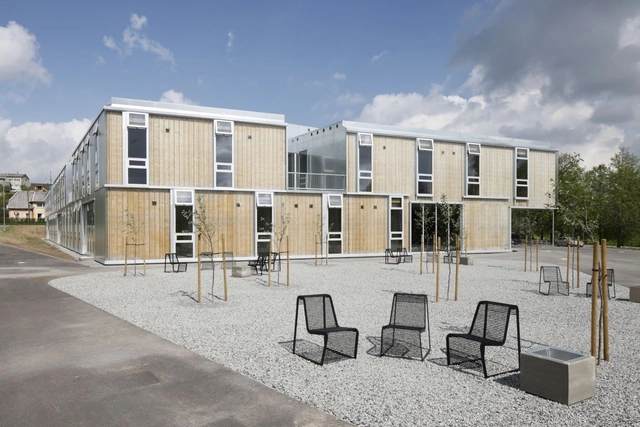 Escuela de Música y Arte Saldus / MADE arhitekti - Escuelas