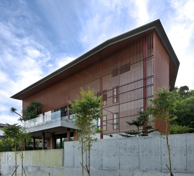 House N18 / DRTAN LM Architect - Houses, Facade, Fence