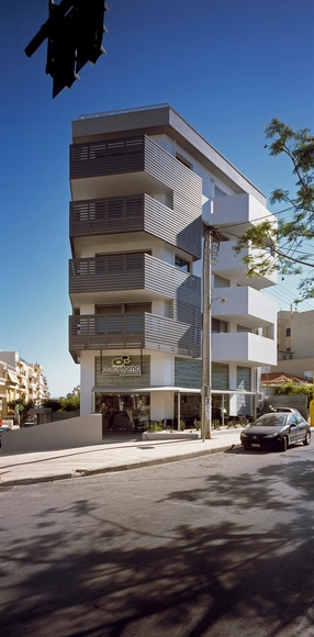 Two-Family Residence in Crete / Eleftheria Tzanaki - Housing, Facade