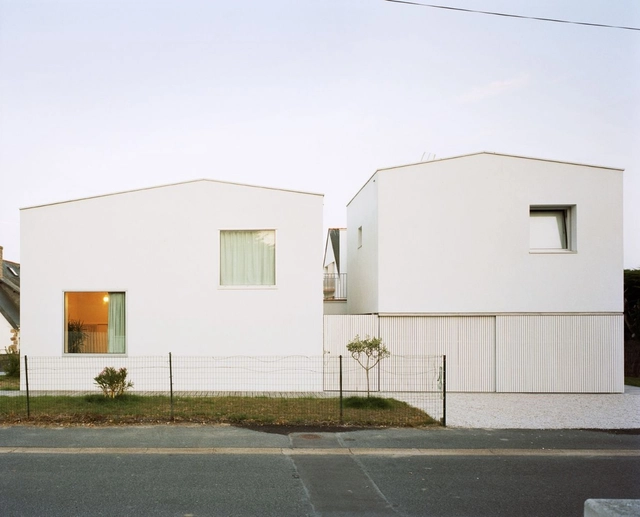 2 Casas & 2 Estudios / RAUM - Casas