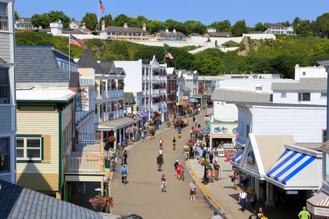 115 anos sem carros: o caso da Ilha Mackinac, EUA - Imagem de Destaque