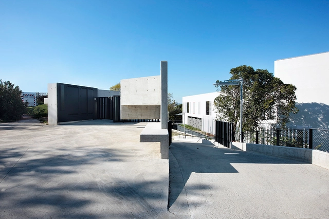 Residencia Y Centro De Día Para Discapacitados Intelectuales Con Trastornos De Conducta / Onze04 Architecture - Centro De Rehabilitación