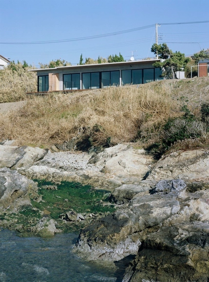 Slash / APOLLO Architects &amp; Associates - Houses, Coast