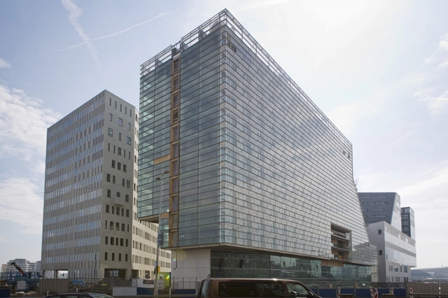 Hotel Aitana IJdock / Bakers Architecten + Ben Loerakker - Hoteles