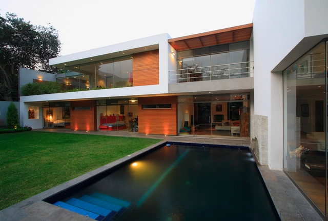 Casa Cachalotes / Oscar Gonzalez Moix - Casas