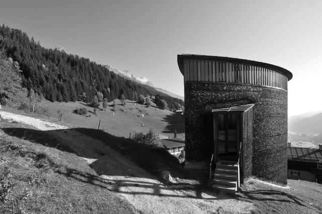 Clássicos da Arquitetura: Capela Saint Benedict / Peter Zumthor - Capela