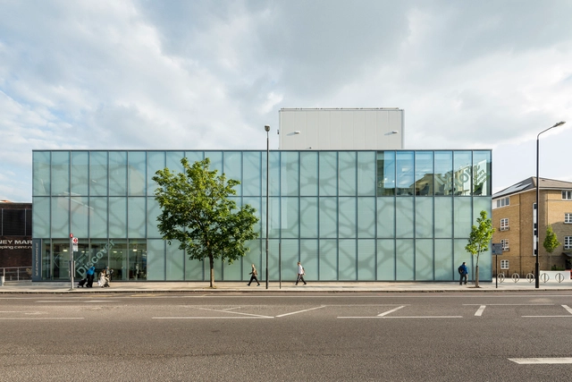 Mercado Watney Idea Store / Bisset Adams - Tienda