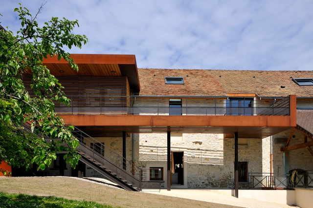 Creys Mépleu City Hall / Composite Architectes - Town & City Hall, Facade, Door