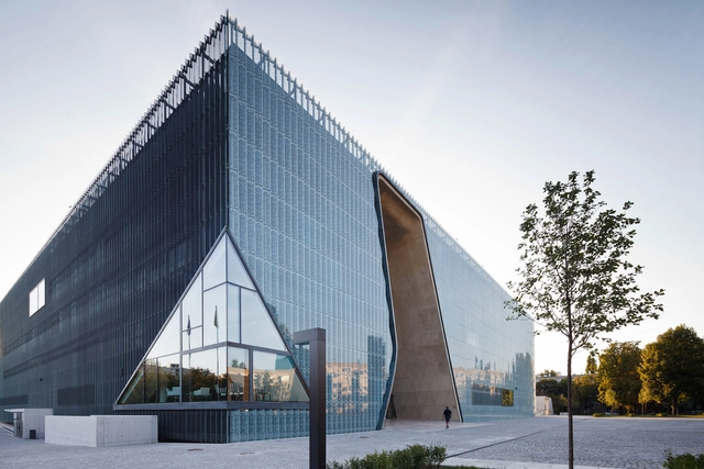 Museo de la Historia de Judios Polacos / Lahdelma & Mahlamäki + Kuryłowicz & Associates - Museo